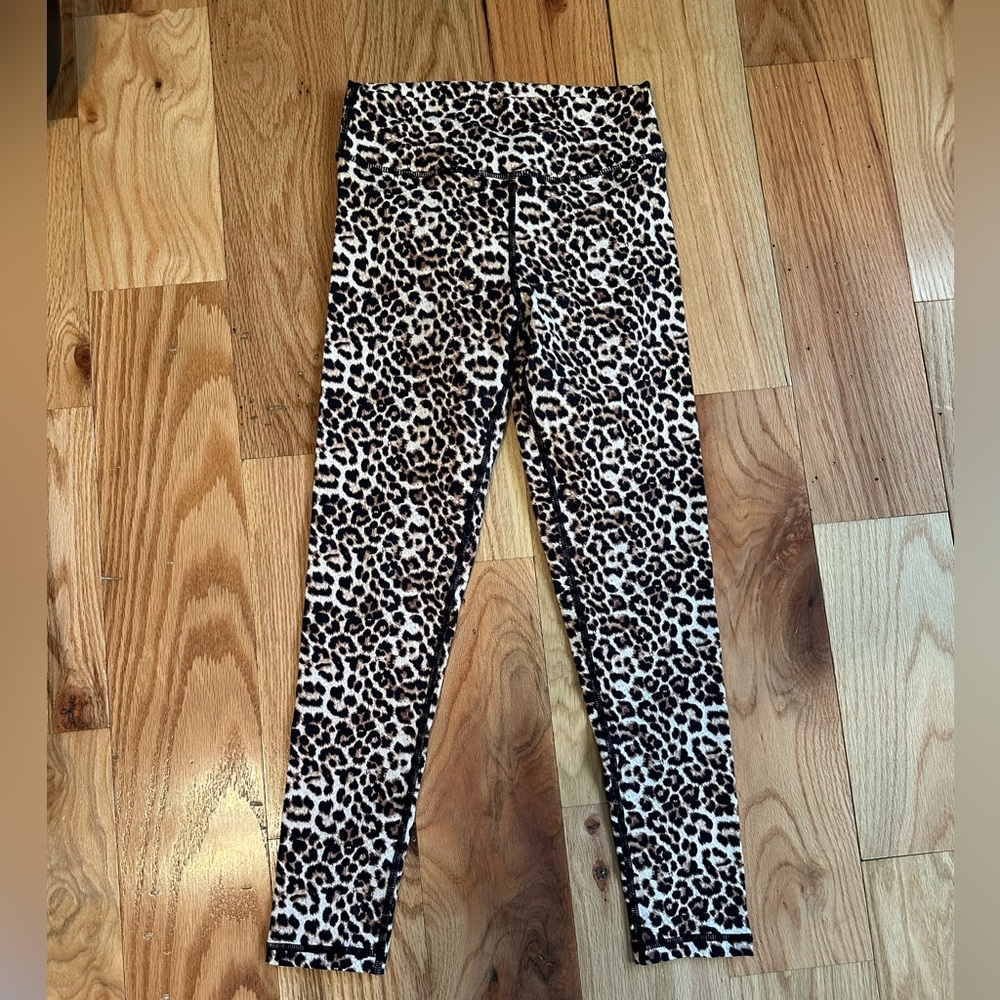 Zyia Active scrunch butt leggings
